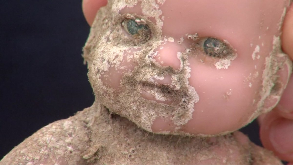 Creepy dolls continue washing up along Texas coastline..
