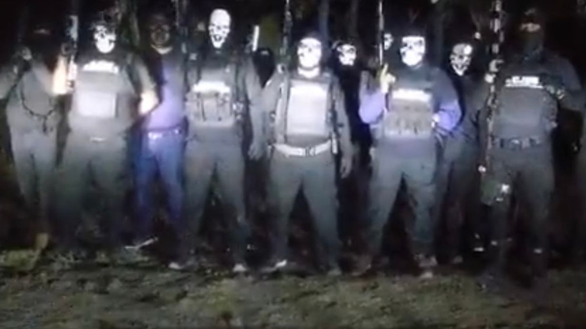 Notorious cartel hitmen in announce ‘purge’ in new video—while wearing Halloween masks