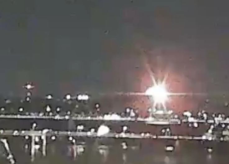 Dark night in DC: Fatalities confirmed in the Potomac after airliner crash
