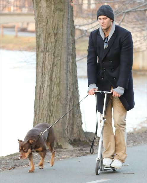 Tom Brady and his inflated clones