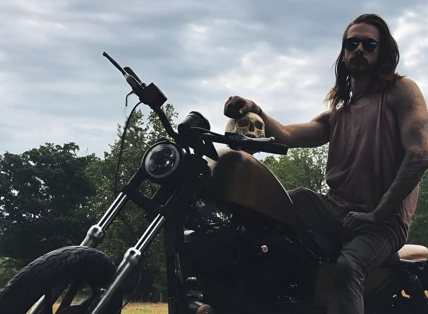 HORROR IN PENNSYLVANIA:  100 skulls and mummified body parts found in a Pennsylvania grave robbery case