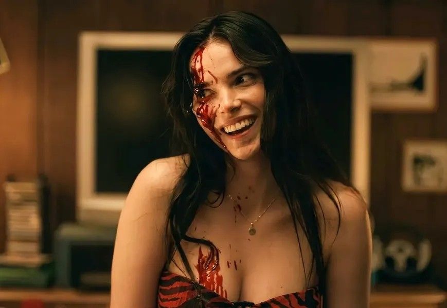 As usual people have an obsession with horror while critics always lampoon it